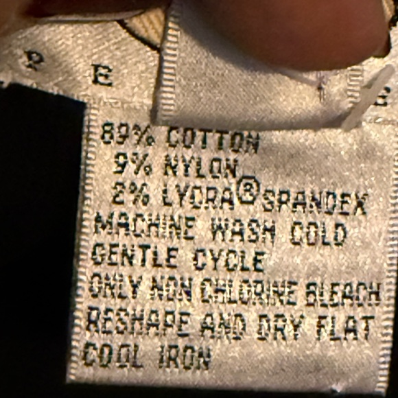 Talbots Classic Black Short Sleeve Top PM - Picture 7 of 9